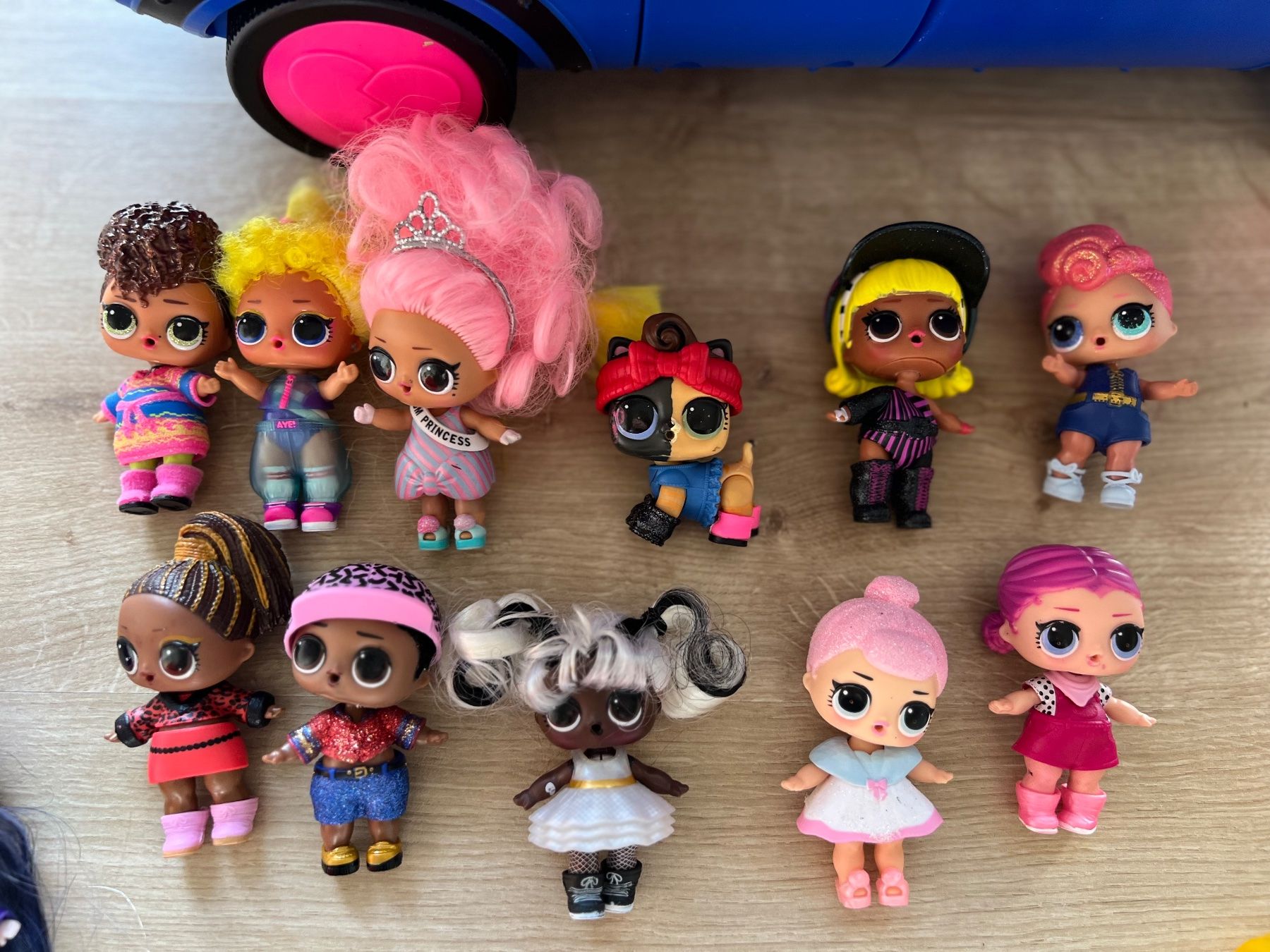 Giocattoli: Große L.O.L Dolls Sammlung – Usato da Herznach venduto da SF_MOD 1