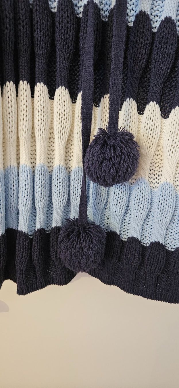 Maglioni & Felpe: Winterlicher Strickpulli Gr.44/46 Dunkel-&Hellblau mit Weiss – Usato da Zweidlen venduto da Shubli 1