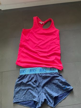 Turnset für Mädchen Gr. 146/152