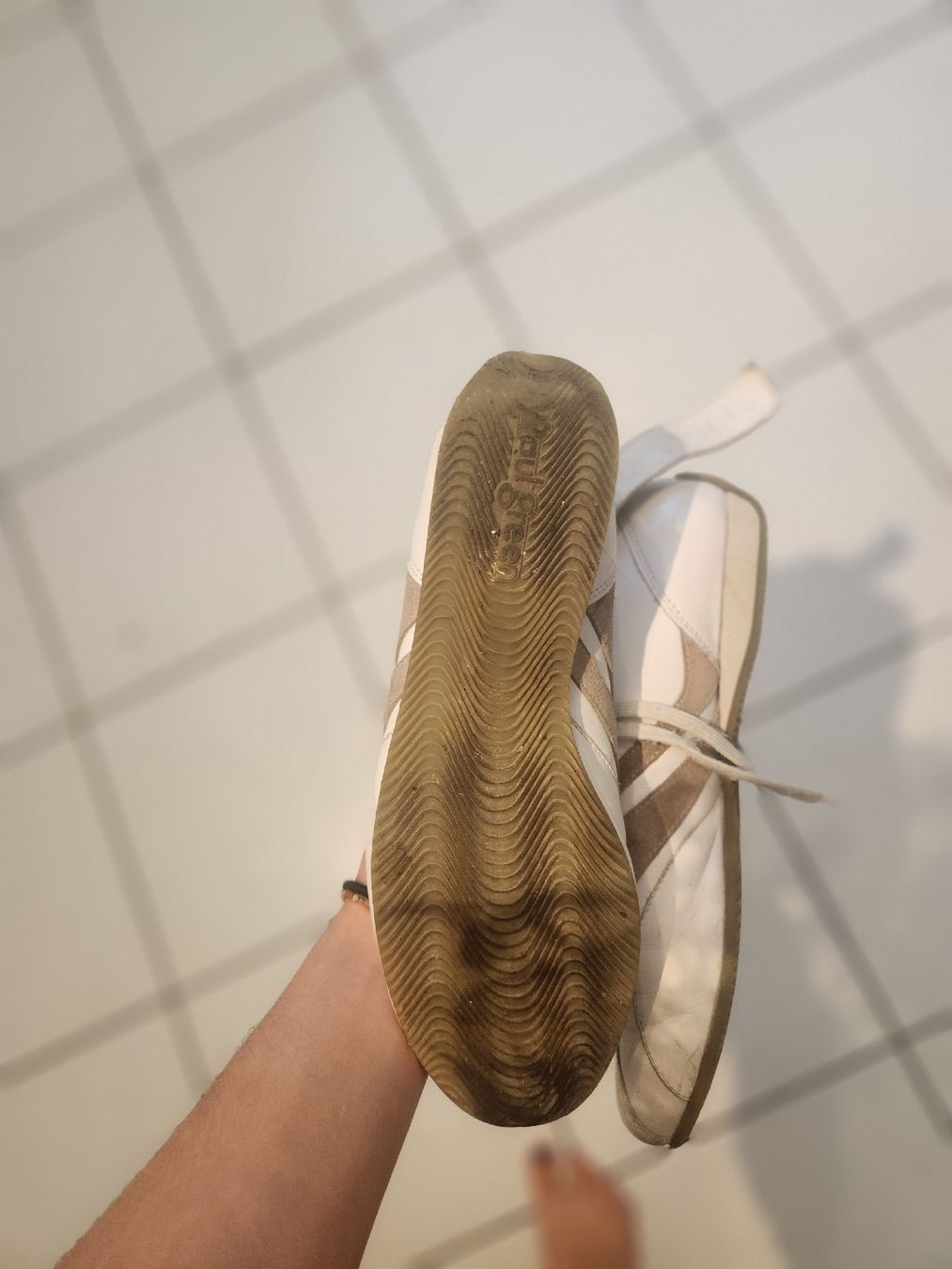 Damenschuhe: Sneakers – Gebraucht aus Bern von eli_7bgh 5