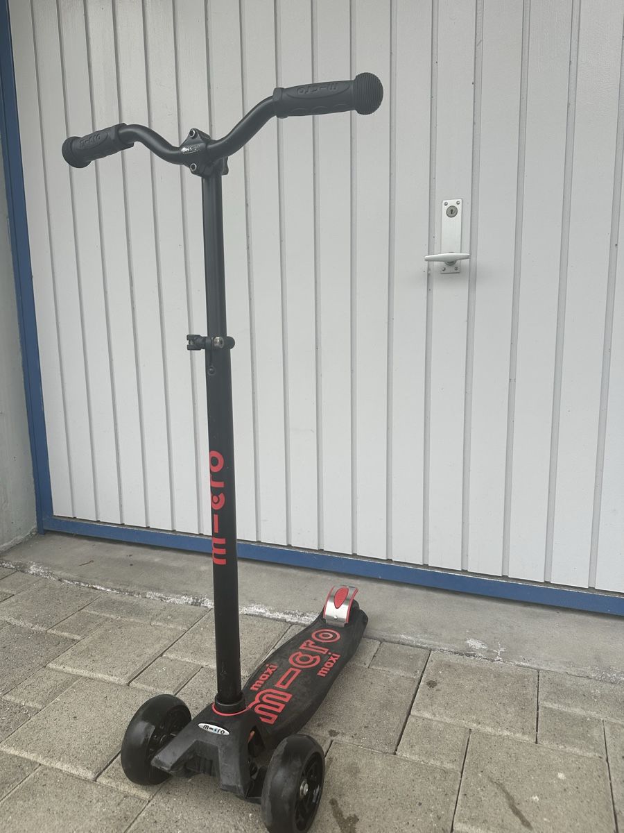 Micro Veicoli per bambini: Maxi Micro Deluxe Pro Scooter – Usato da Uetikon am See venduto da emr_55jf 1