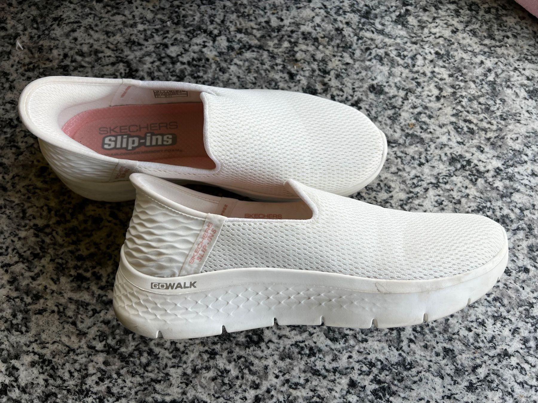 Skechers Scarpe da donna: Sketchers Slip ins Gr. 40 – Nuovo (secondo la descrizione) da Hinwil venduto da vibi55
