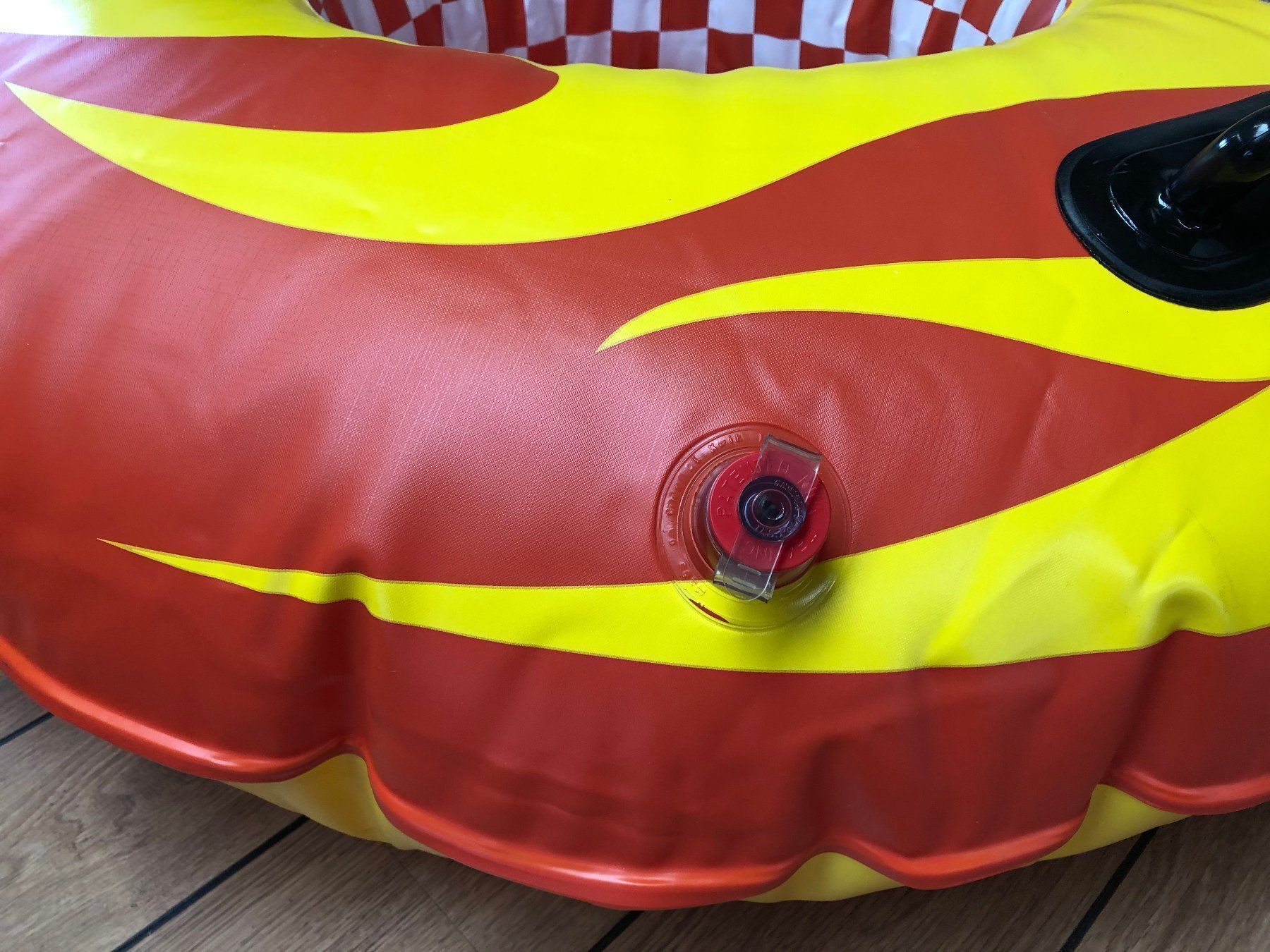 Schwimmringe: SPORTSSTUFF Vip Sportstube – Neu (gemäss Beschreibung) aus Gampelen von Steuer0 4