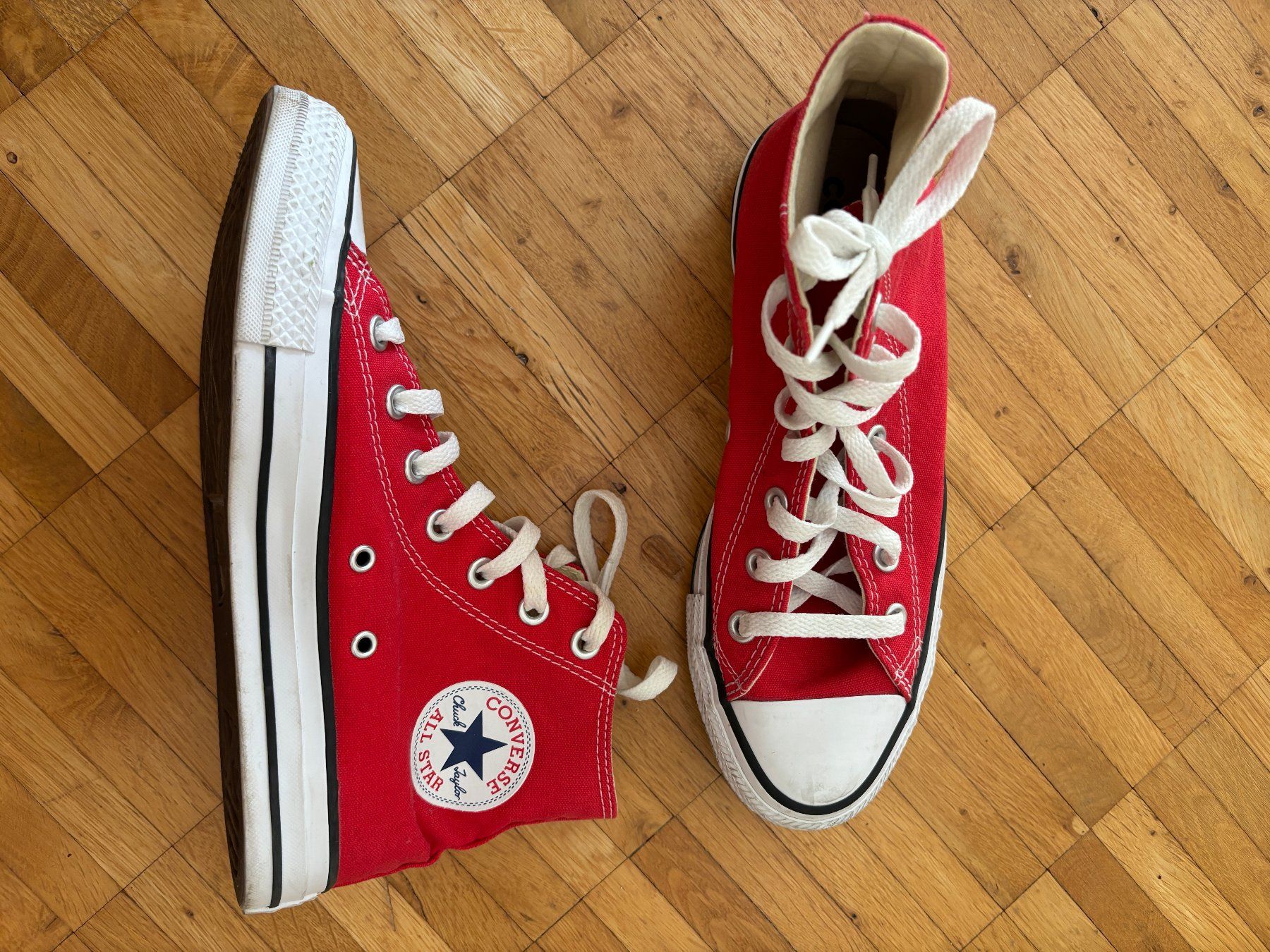 Converse Scarpe da uomo: Baskets Converse All Star rouges taille 38 occasion – Usato da Magglingen/Macolin venduto da pinkpudel 2