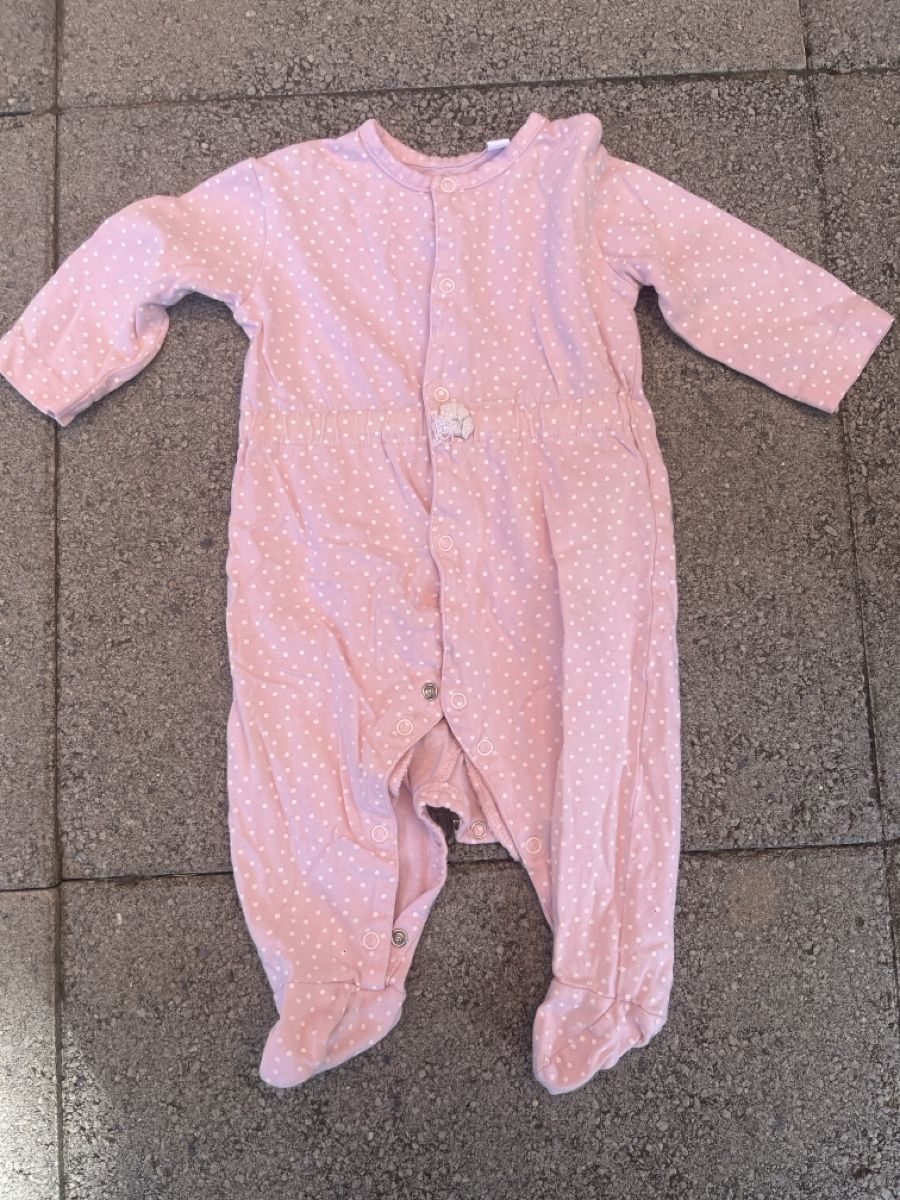 Pigiama & Simili: Baby Strampler rosa Gr. 56 – Usato da Basel venduto da HugChristine
