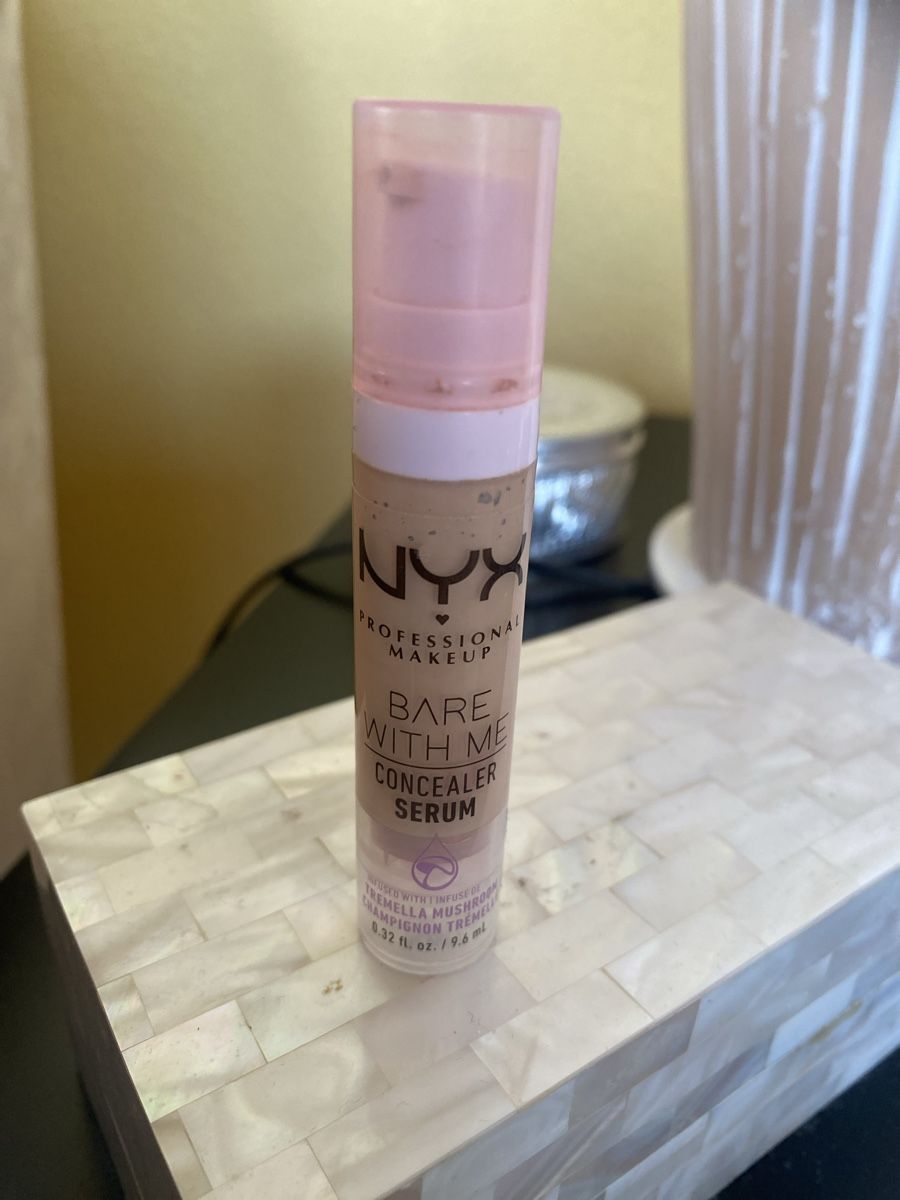 NYX Professional Makeup Make-up: NYX Bare with me concealer sérum Vanilla – Usato da Belmont-sur-Lausanne venduto da chu_vxf5