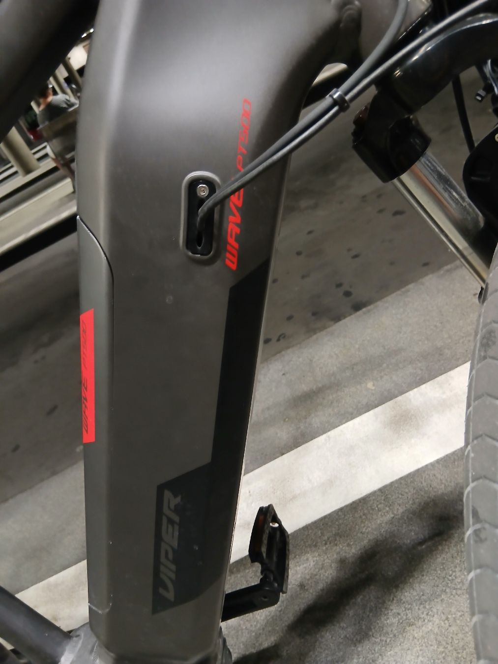 Bosch Velos: Vélo électrique BOSH de type E-Trekking Viper PT500, NEUF – Neu (gemäss Beschreibung) aus Sorens von dah_6hrc 1