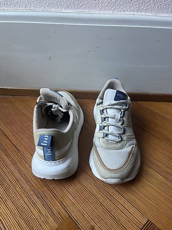Bobbies Damenschuhe: Sneakers bobbies – Gebraucht aus Lausanne von iklep 1