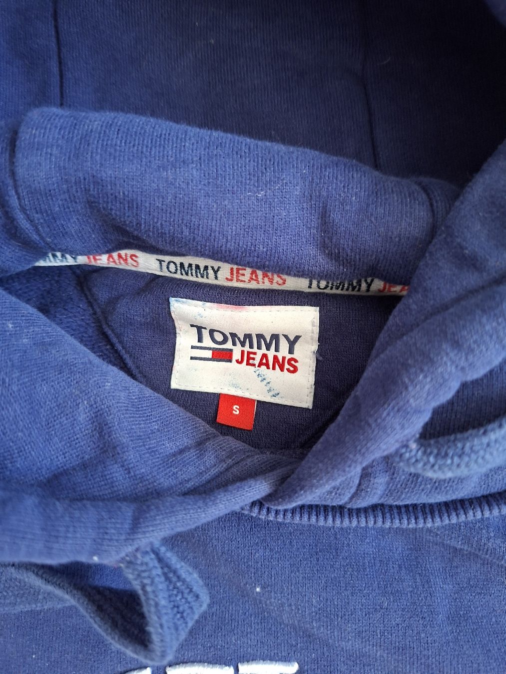 Tommy Hilfiger Maglioni & Felpe: Pull à capuche bleu Tommy Jeans, taille S,  – Usato da Renens VD venduto da ser_j2fn 4