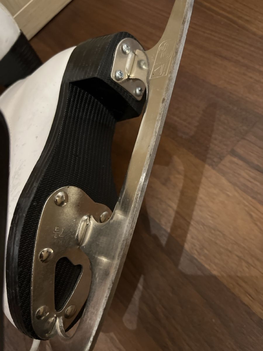 Pattini da ghiaccio: Schlittschuhe 29 – Usato da Andelfingen venduto da estark 3