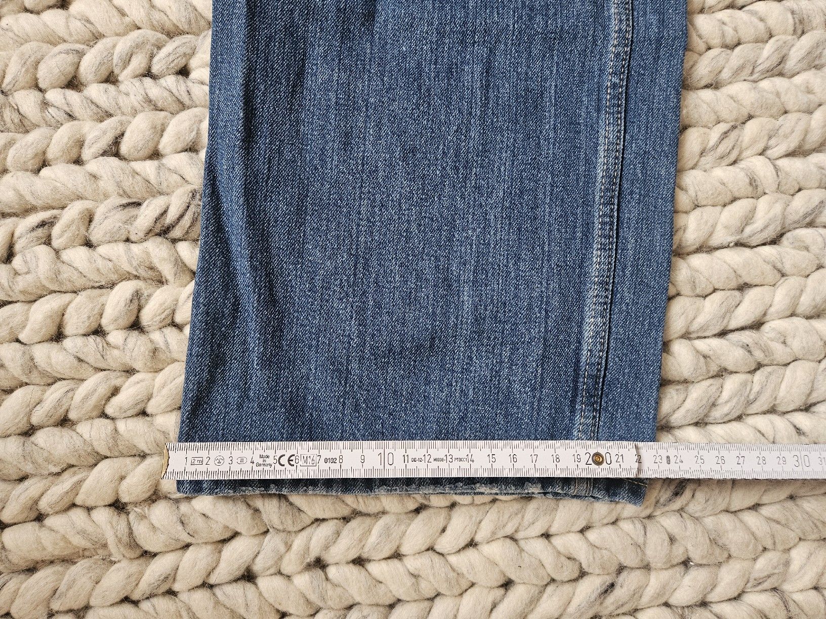 Weekday Jeans: Weekday Jeans, Gr. 28/34 Ample Low Loose – Usato da Wettingen venduto da Sk8ertomda 3