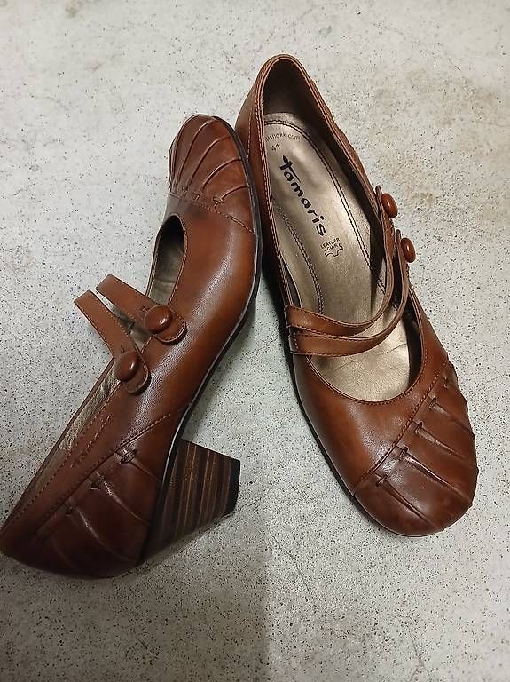 Damenschuhe: Schuhe – Gebraucht aus Oberwil b. Büren von asky0815