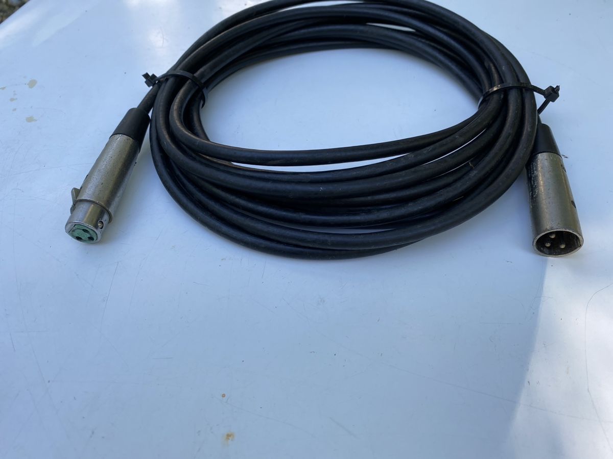 Cavi: Câble audio XLR 6m – Usato da Lommiswil venduto da Labruce 1