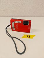 Olympus Tough TG-320 Kamera rot mit Handschlaufe (21)
