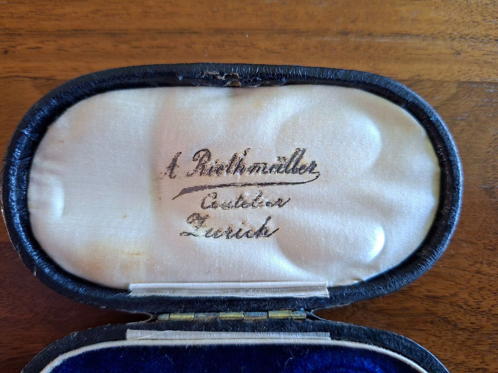 Alle Werkzeuge: antikes Näh-Etui – Gebraucht aus Goldach von Pw1427 3
