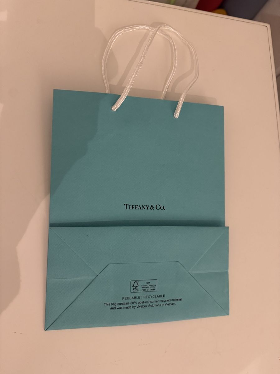 Taschen: Tiffany & Co. Papiertragetasche – Gebraucht aus Bonstetten von MJ45 1