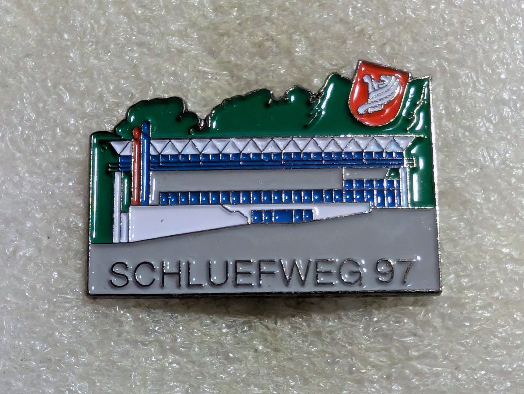 Placchette & Badge: Ansteckpin 125: Schluefweg 97 – Usato da Oppligen venduto da Pin-Fall-Shop