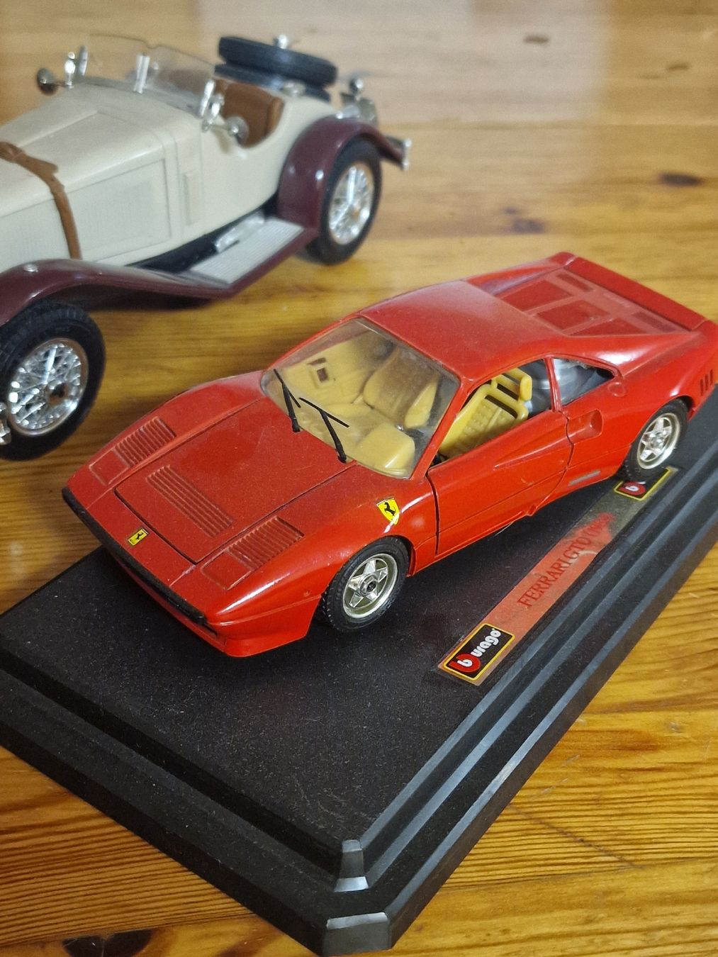 Bburago Modellini d'auto: modellautos convult 4 – Usato da Herzogenbuchsee venduto da ioa_zcm6 8