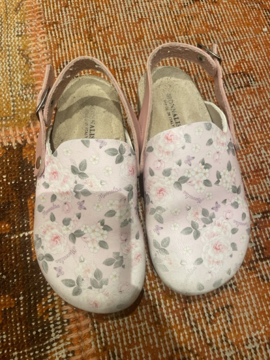 Monnalisa Chaussures garçon: Monnalisa Kinder Schuhe gr33  – D'occasion à Zürich par eddiekaterblau