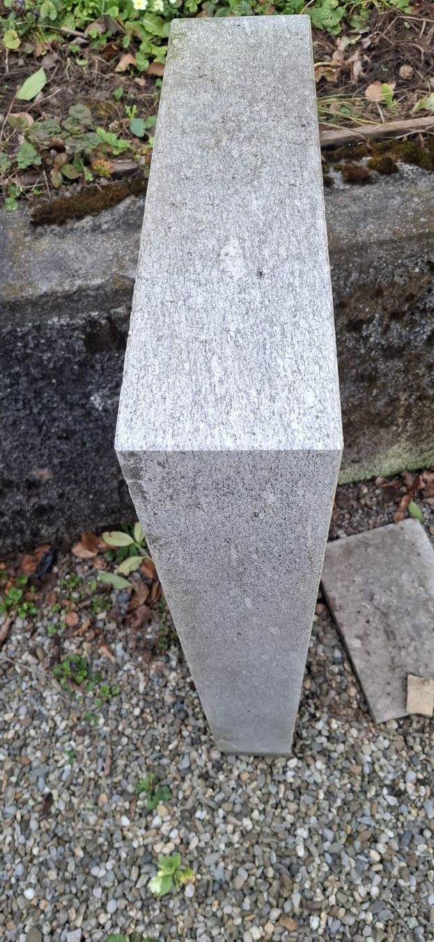 Pietre & tegole: Granitstein – Usato da Sennwald venduto da bansiner 3