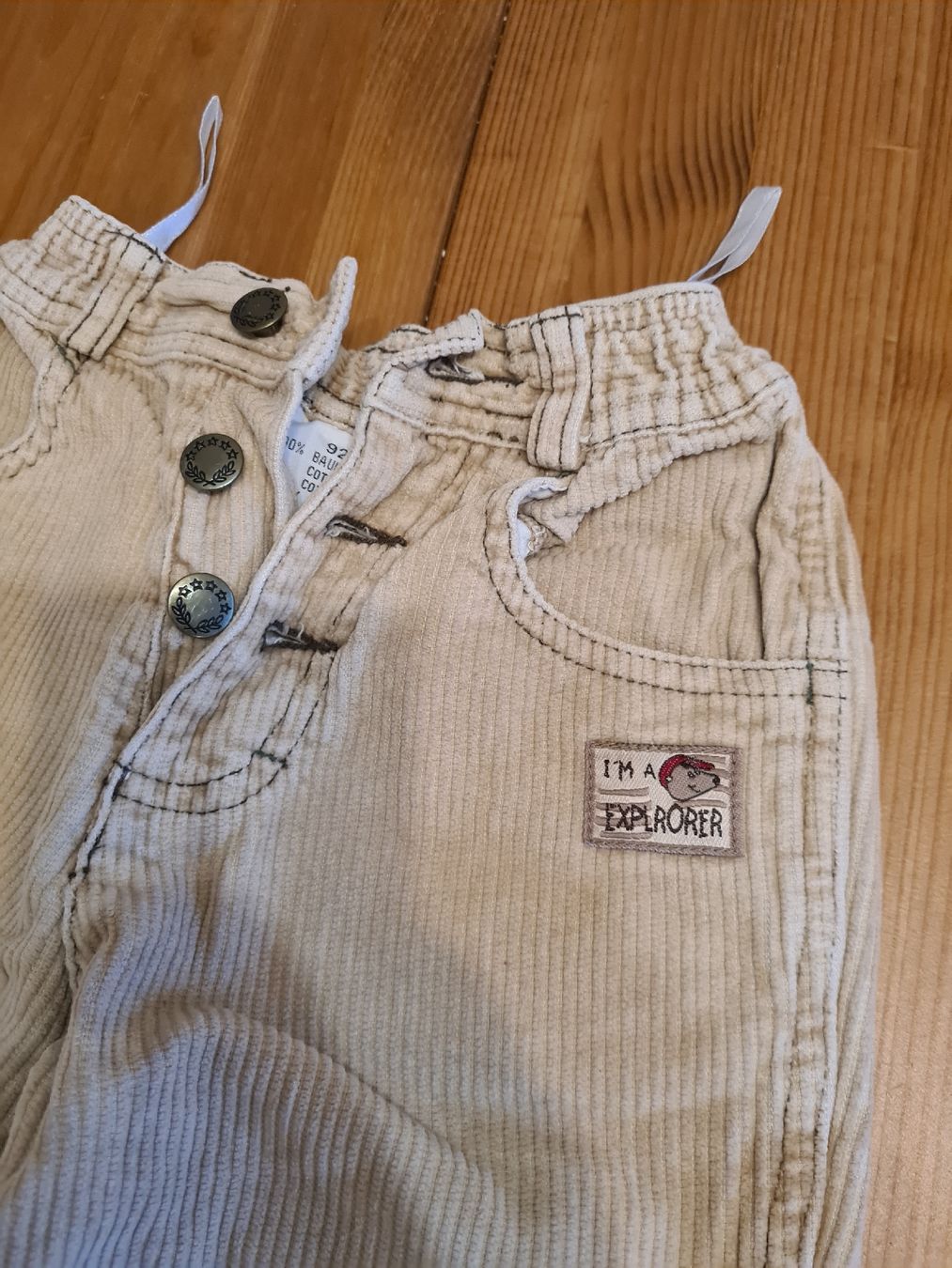 Pantaloni: Cordhosen beige Grösse 92 – Usato da Horw venduto da Mirii91 1