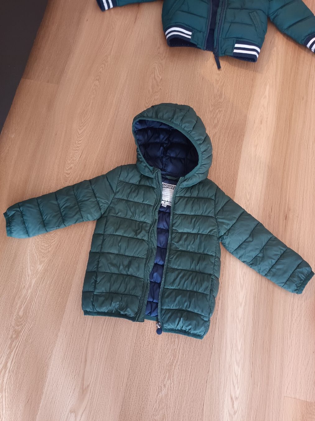 Vertbaudet Giacche & Cappotti: Veste verbaudet 104 enfant – Nuovo (secondo la descrizione) da Chavannes-de-Bogis venduto da Skyhawk3