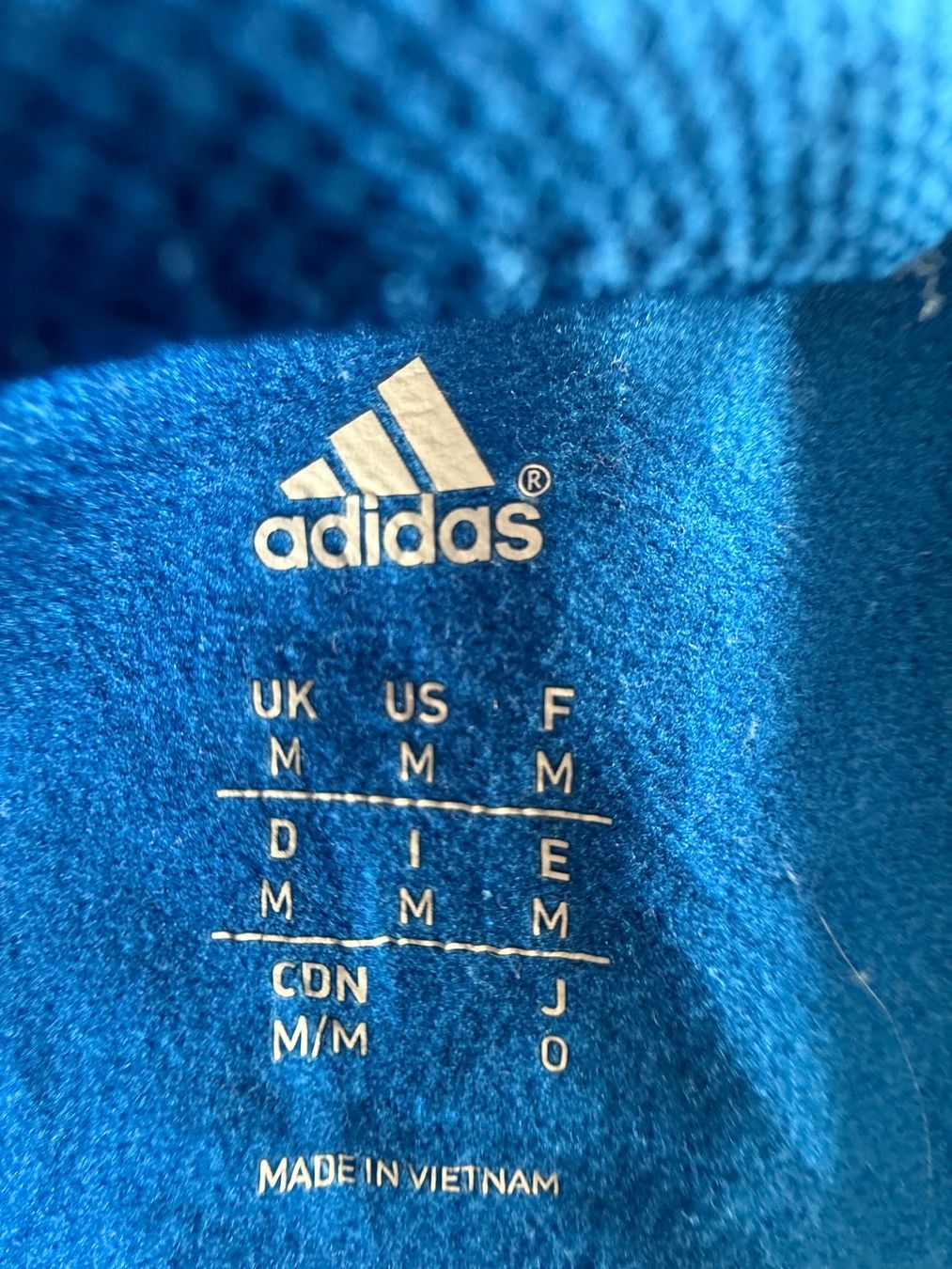 Adidas Giacche: Vintage blaue Adidas Jacke Grösse M  Polyester – Usato da Kirchdorf AG venduto da coco123 7