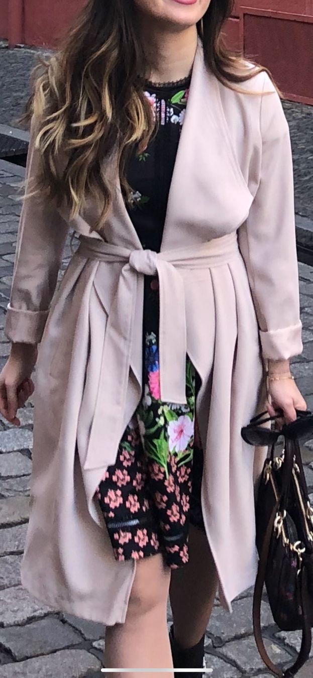 Comma Cappotti: Comma spring coat Size.S – Usato da Aarau venduto da eli_bq7m 1