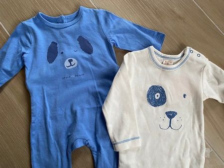 neues Body u. Pyjama Gr. 62/68