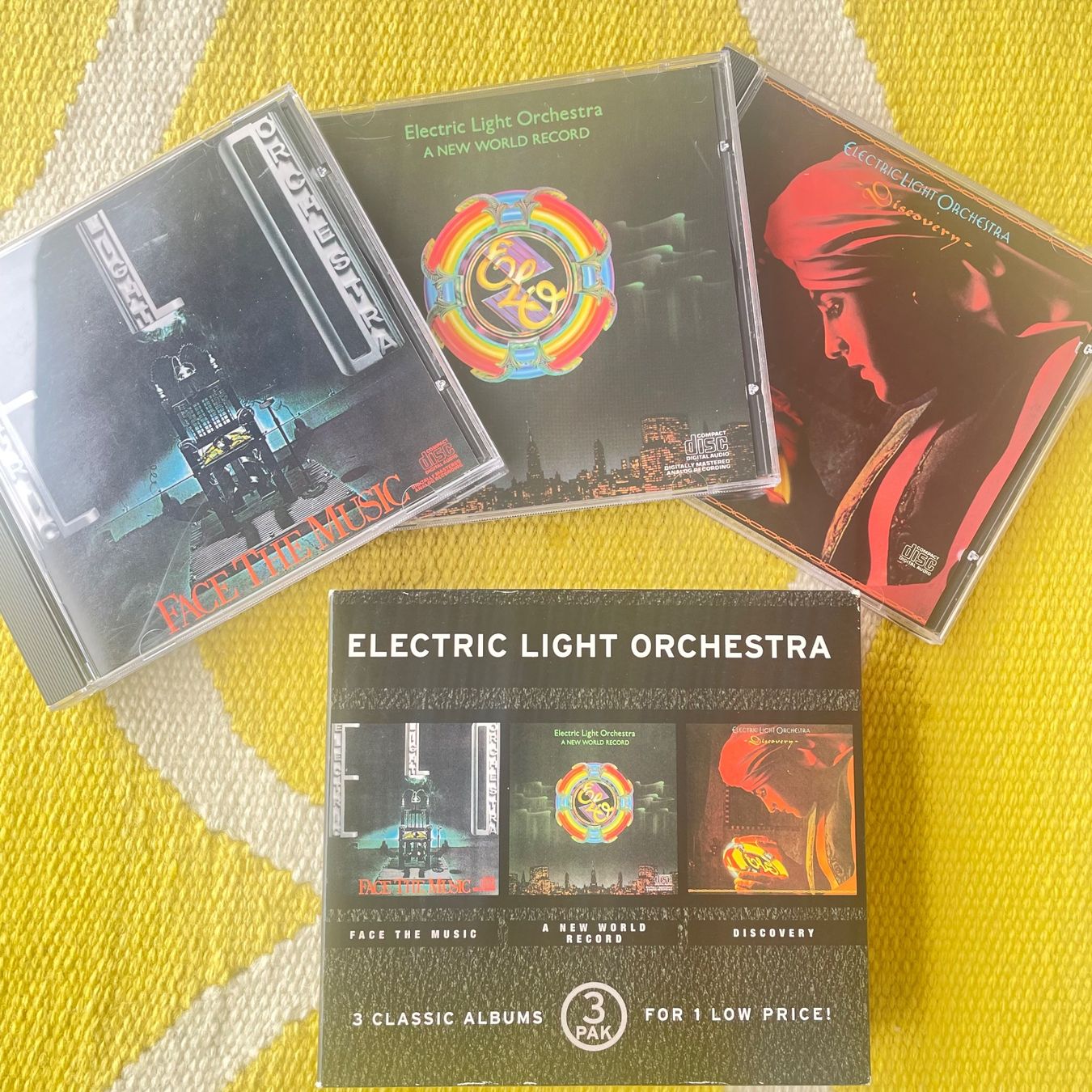 CDs: ELECTRIC LIGHT ORCHESTRA ELO-3CD BOX SET 3CLASSIC ALBUM – Gebraucht aus Rorschacherberg von CD-Roli