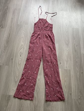 Sommerlicher Jumpsuit mit Punkten Gr. L leicht wie neu