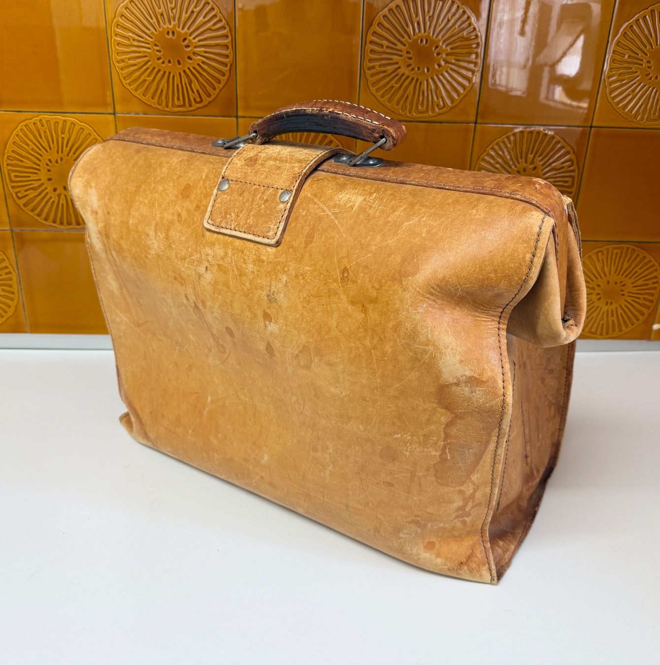 Valigie & Borse: Tasche Aktentasche Ledertasche alt – Usato da Gerlafingen venduto da HungerDiva 2