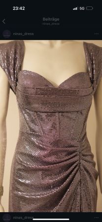 Glitzerndes Abendkleid, Grösse 36 - Perfekt für den Winter!