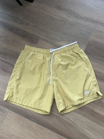 Training und Badeshorts Nike gelb Grösse XL Neu