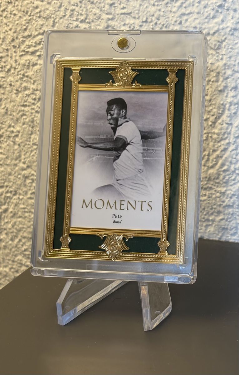 Carte collezionabili: PELE Gold Frame Futera /12 – Usato da Moudon venduto da AndreSR89 2