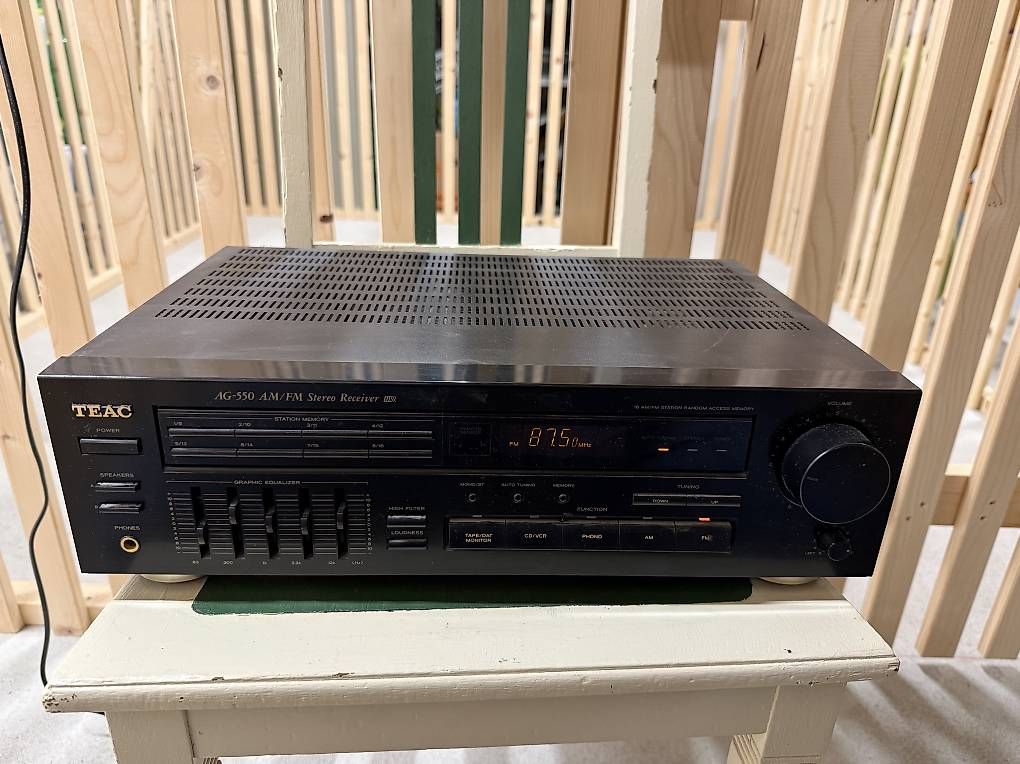 Récepteurs: TEAC AG -550 , AM/FM – D'occasion à Basel par rachidou22