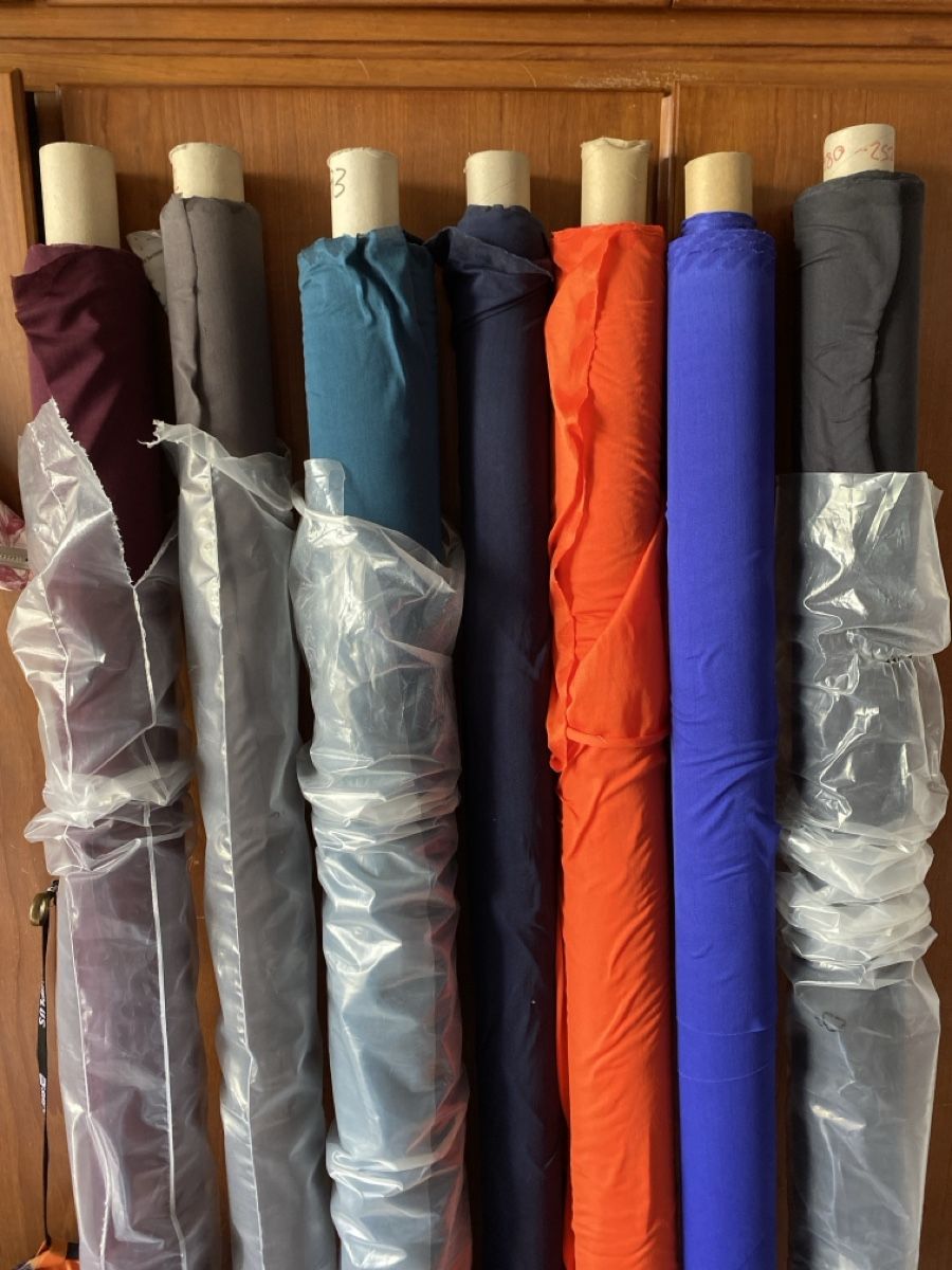 Tissus: Stoffe Jersey  – Neuf avec emballage d'origine à Monte par sol_wl9x
