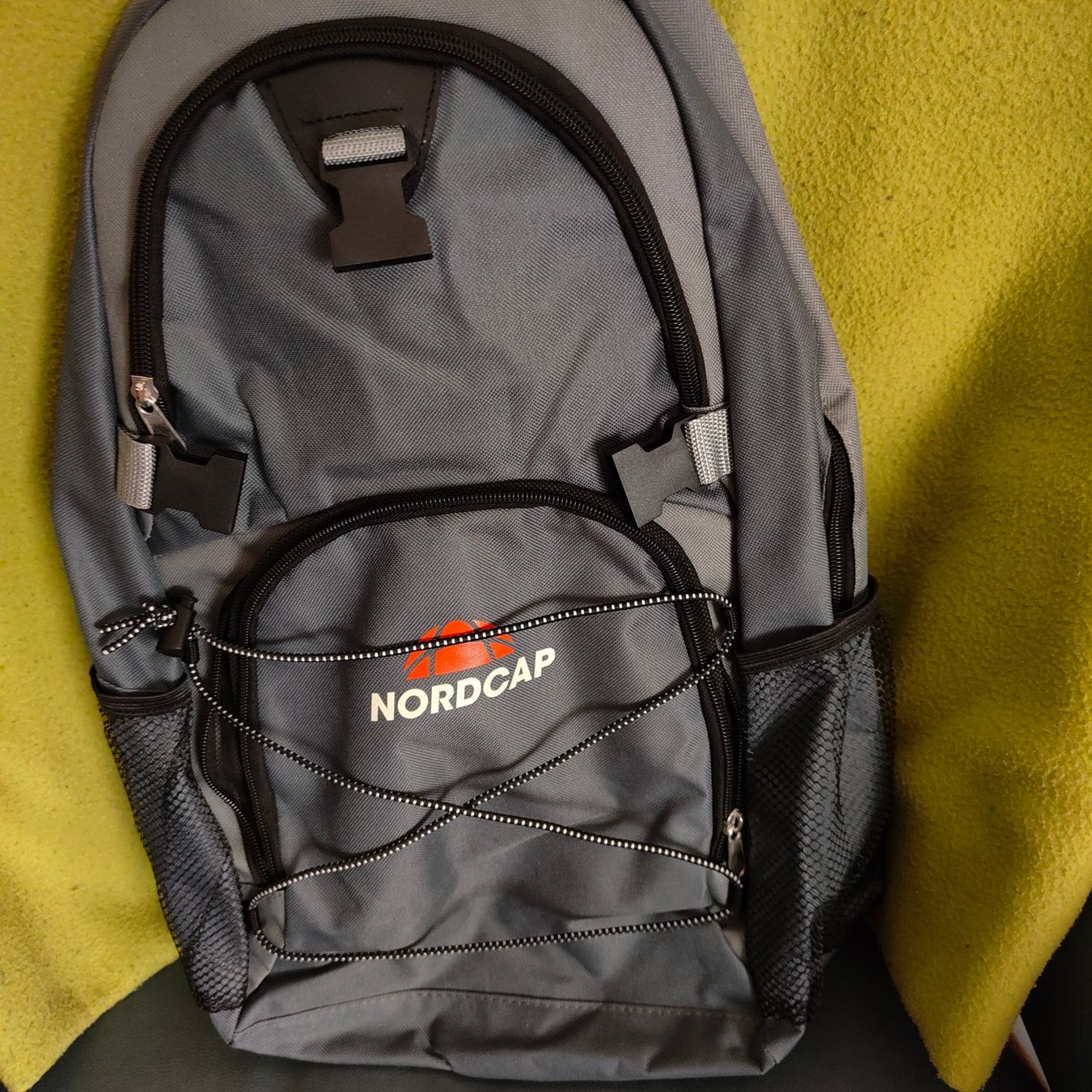 Zaini: Zweckmässiger Rucksack neu Fr. 8.- – Nuovo e nell'imballaggio originale da Lohn SH venduto da flyerc9 2