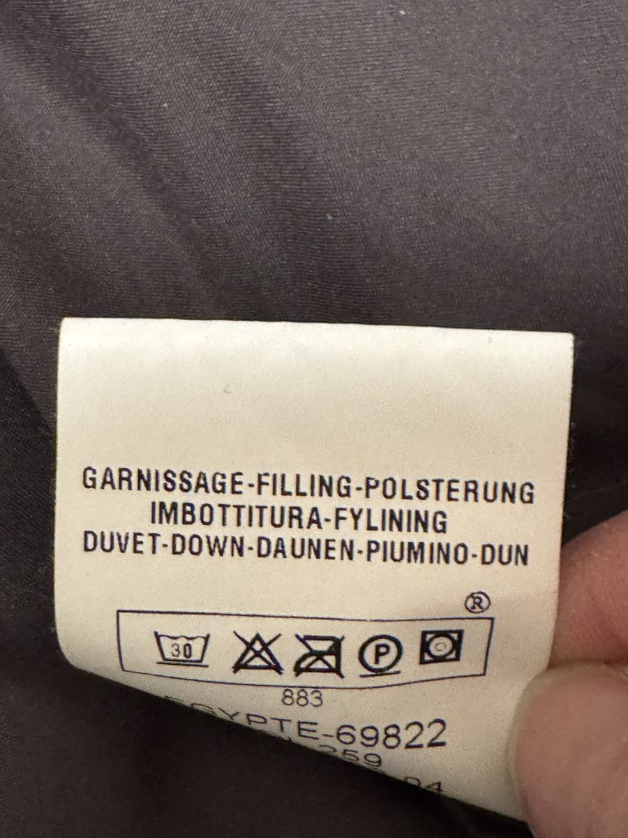 Moncler Mäntel: Moncler Daunenweste Mantel 2in1 Gr. 3 – Gebraucht aus Oberweningen von Jogi2 6