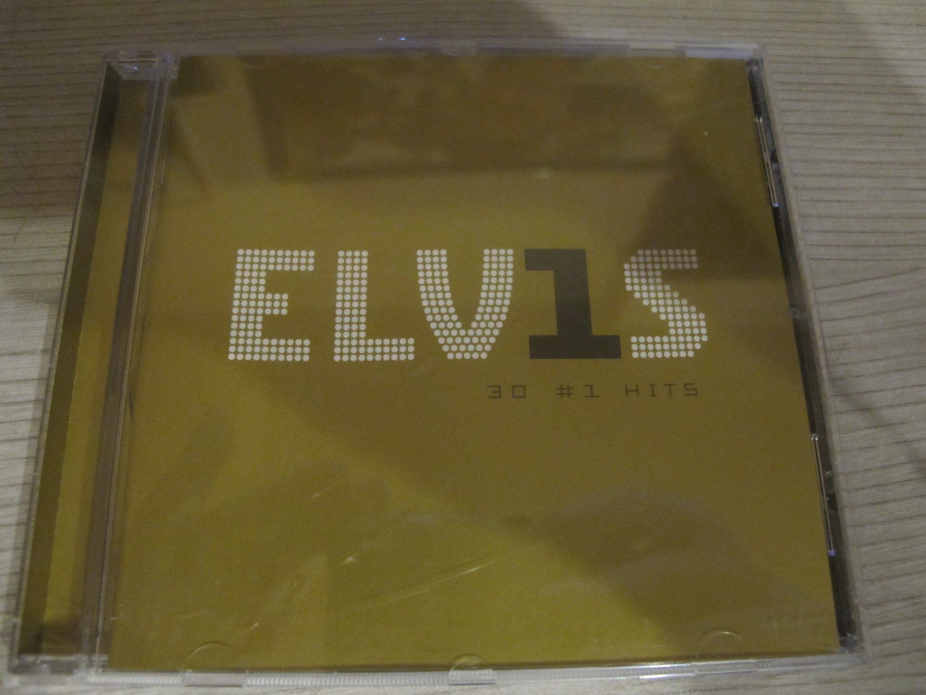 CD: Elvis Presley CD 5 Stück Siehe Bilder Legende – Usato da Altnau venduto da LinaAuktion 7
