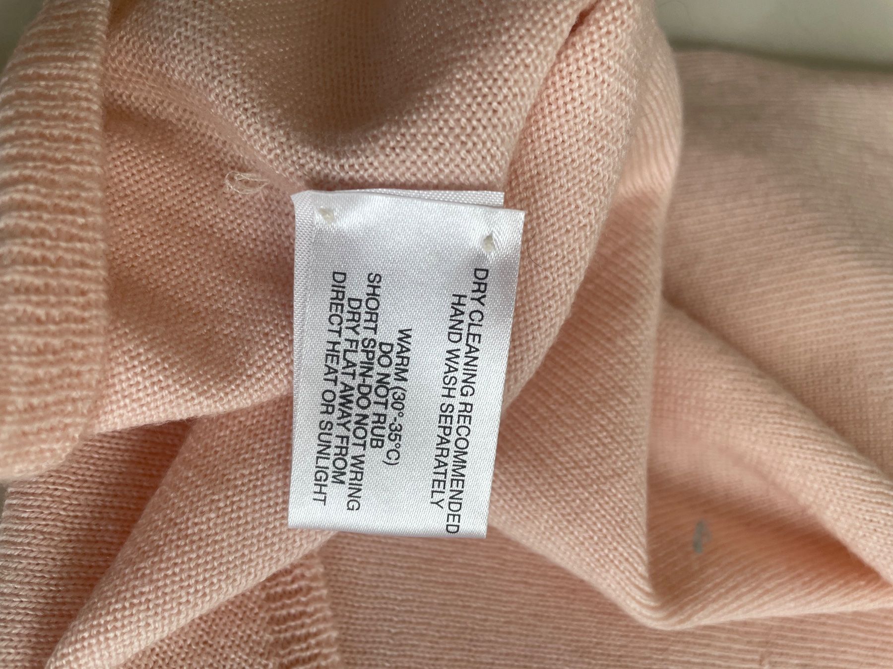 Pullover & Sweatshirts: Pullover HAWICO 100% Extra fine Merino Wool - Silk Cashmere – Gebraucht aus Minusio von Pink222 7