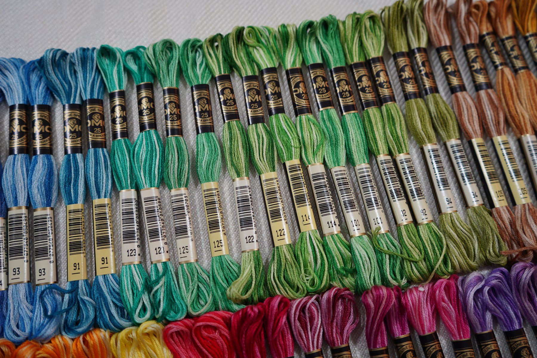 Kordeln & Faden: 60 DMC Mouliné Spécial Multicolor Art 117 - LOSB8 – Neu und originalverpackt aus Mels von DACRI 9
