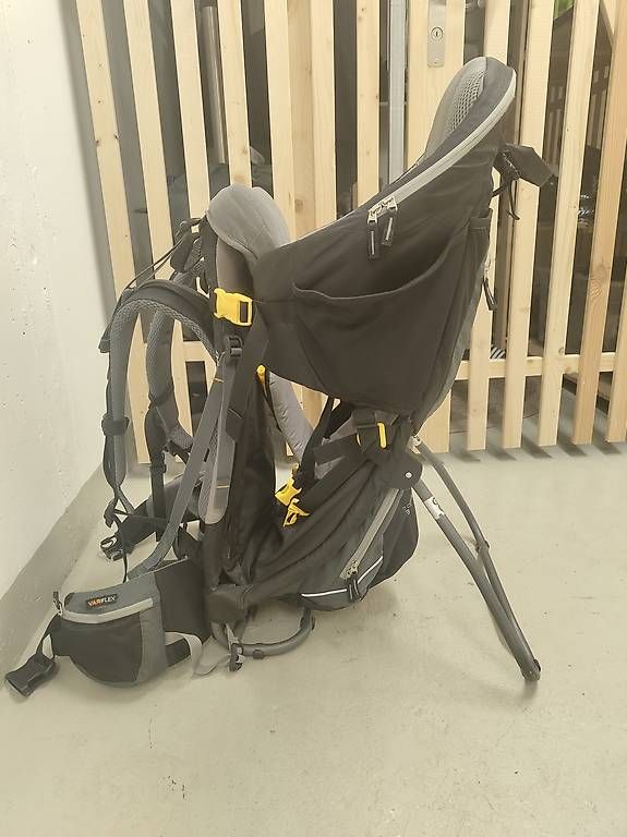 Marsupi portabebè: Deuter Kindertrage – Usato da Davos Platz venduto da Tuomo1988 1
