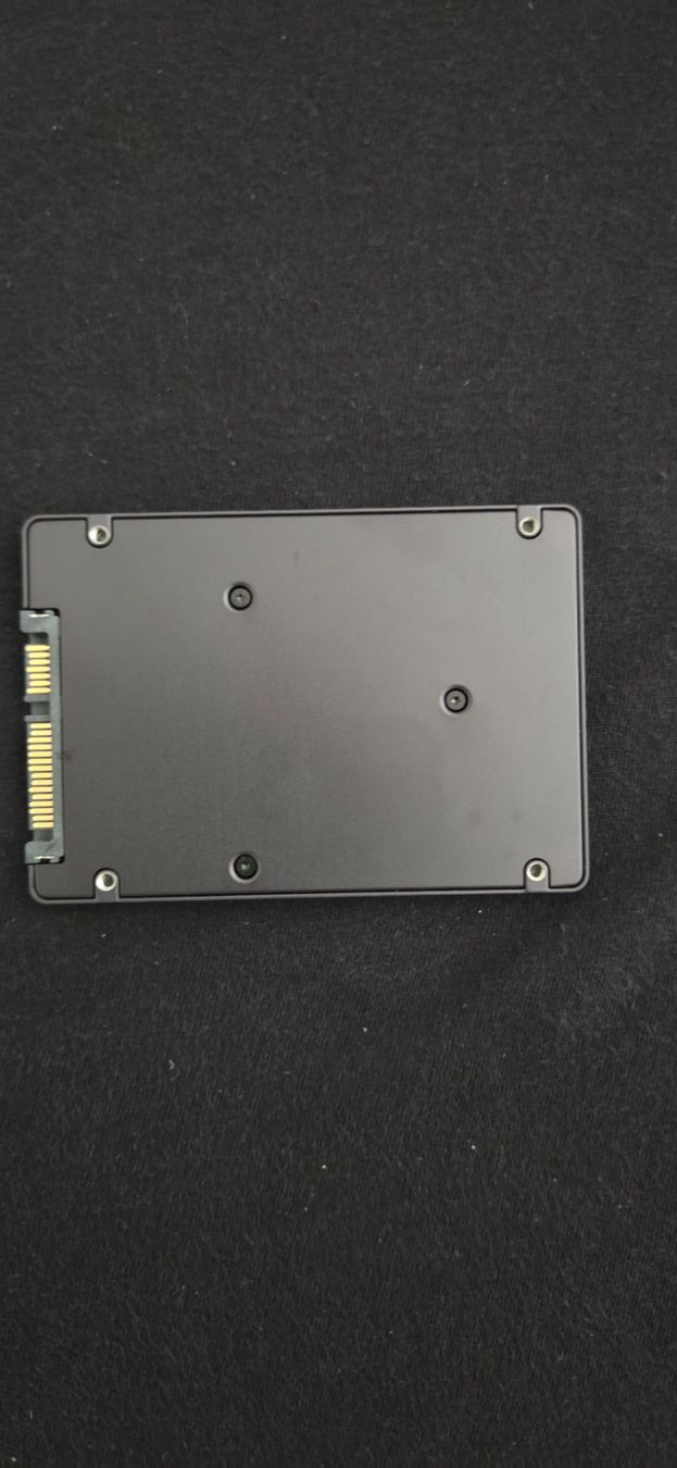 Samsung Disques durs: Samsung 256GB SSD – D'occasion à Zihlschlacht par vogelgrip 1