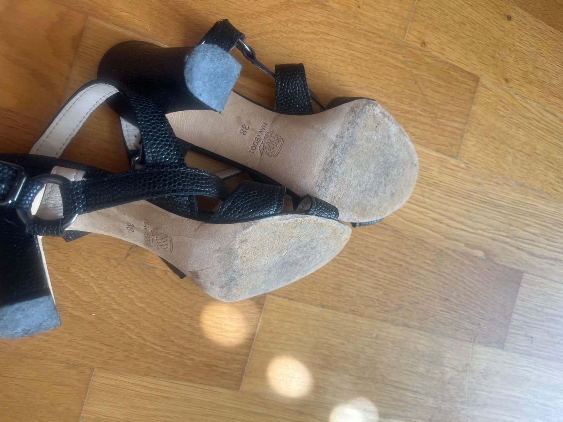 Navyboot Scarpe da donna: Navyboot Heeled Sandals - size 38 - black! – Usato da Zürich venduto da kleinesgrau 7