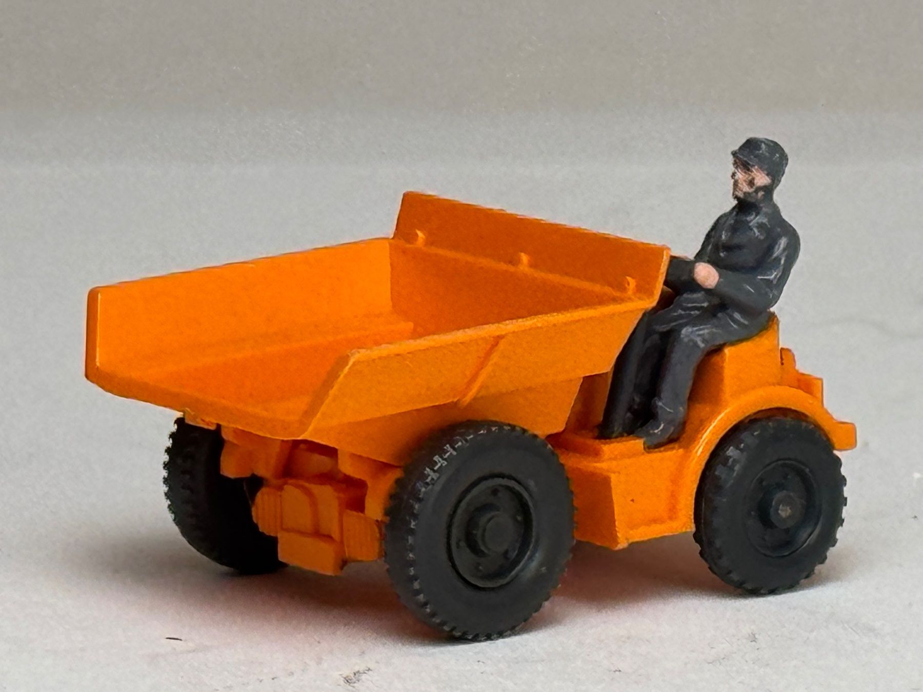 Wiking Modellautos: SG- Wiking Autoschütter Dumper orange – Gebraucht aus Elm von Wikmtz