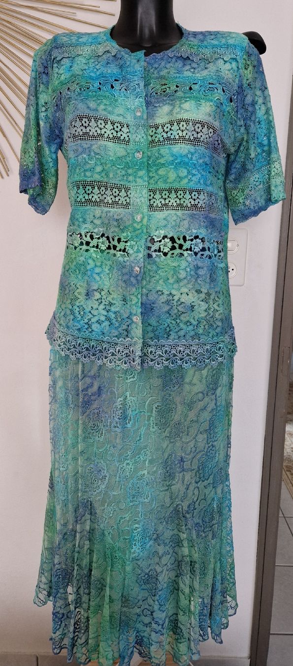 Completi & Tailleur: completo elegante Creazioni Macramé, made in Italy – Usato da Arbedo venduto da Gyn