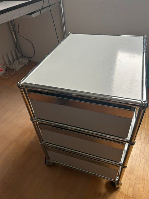 USM Eléments de bureau: USM Korpus – D'occasion à Winkel par Waegeler 2