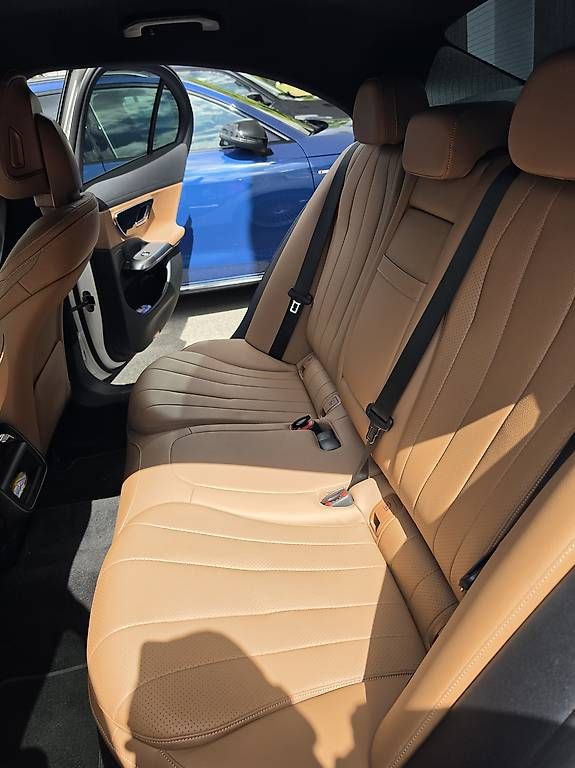 Autos: Mercedes E220D / W214 / Verhandelbar – D'occasion à Wil SG par Den_bz69 4