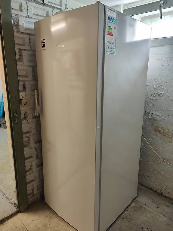 Bosch Gefrierschrank: Gefrierschrank Bosch – Gebraucht aus Recherswil von beawuethrich 2